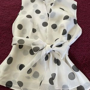 Women’s-Sleeveless-Blouse